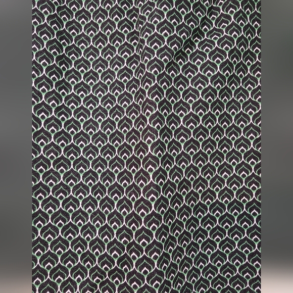 Women's Talbots Green, Black And White Design Skort, Size Large - Picture 5 of 9